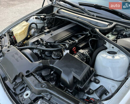 Серый БМВ 3 Серия, объемом двигателя 2.5 л и пробегом 285 тыс. км за 5500 $, фото 10 на Automoto.ua