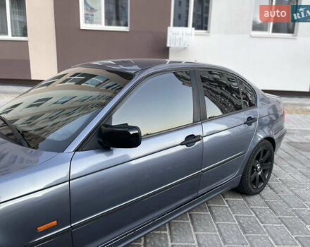 Серый БМВ 3 Серия, объемом двигателя 2 л и пробегом 409 тыс. км за 5600 $, фото 12 на Automoto.ua