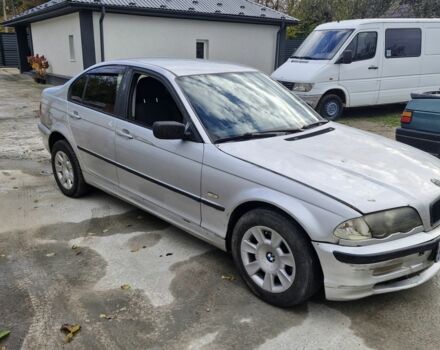 Серый БМВ 3 Серия, объемом двигателя 2 л и пробегом 322 тыс. км за 1300 $, фото 5 на Automoto.ua