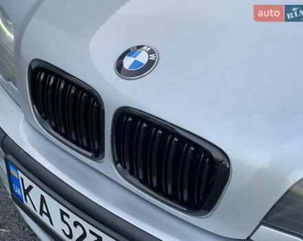 Серый БМВ 3 Серия, объемом двигателя 2.8 л и пробегом 291 тыс. км за 5200 $, фото 10 на Automoto.ua