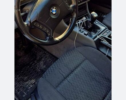 Серый БМВ 3 Серия, объемом двигателя 2 л и пробегом 315 тыс. км за 4000 $, фото 4 на Automoto.ua