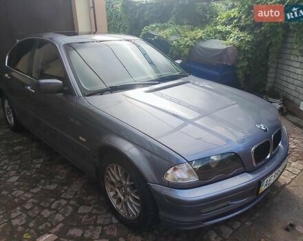 Серый БМВ 3 Серия, объемом двигателя 2 л и пробегом 400 тыс. км за 6000 $, фото 6 на Automoto.ua