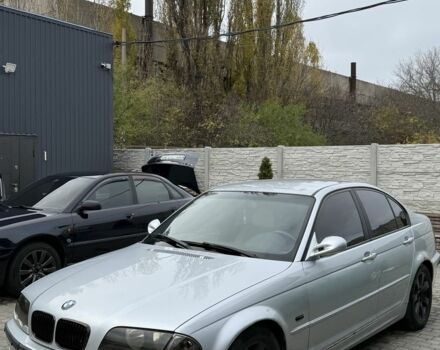 Серый БМВ 3 Серия, объемом двигателя 1.9 л и пробегом 246 тыс. км за 3500 $, фото 1 на Automoto.ua