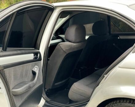 Серый БМВ 3 Серия, объемом двигателя 2 л и пробегом 300 тыс. км за 3300 $, фото 13 на Automoto.ua