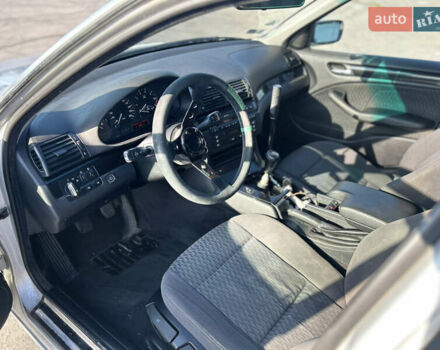 Серый БМВ 3 Серия, объемом двигателя 2.49 л и пробегом 110 тыс. км за 3900 $, фото 6 на Automoto.ua