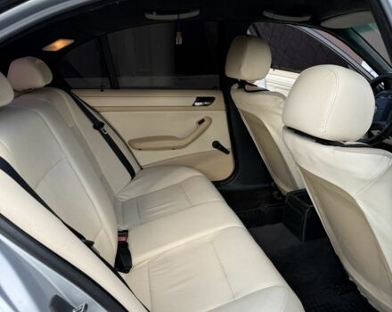 Серый БМВ 3 Серия, объемом двигателя 1.9 л и пробегом 246 тыс. км за 3500 $, фото 7 на Automoto.ua