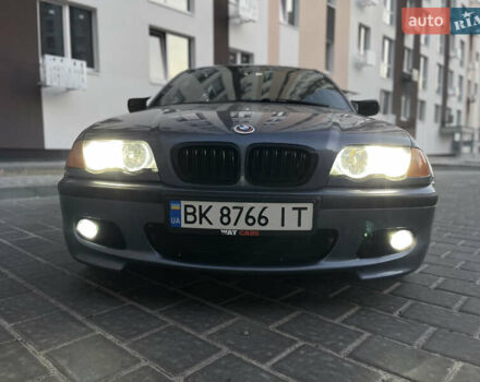 Серый БМВ 3 Серия, объемом двигателя 2 л и пробегом 409 тыс. км за 5600 $, фото 16 на Automoto.ua