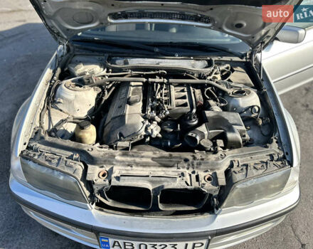 Серый БМВ 3 Серия, объемом двигателя 2.49 л и пробегом 110 тыс. км за 3900 $, фото 8 на Automoto.ua