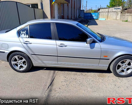 Серый БМВ 3 Серия, объемом двигателя 2 л и пробегом 300 тыс. км за 4100 $, фото 4 на Automoto.ua