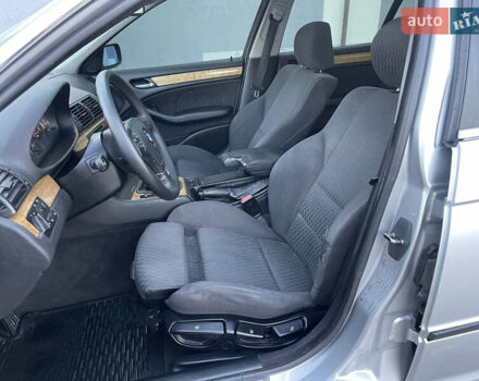 Серый БМВ 3 Серия, объемом двигателя 2.8 л и пробегом 291 тыс. км за 5200 $, фото 18 на Automoto.ua