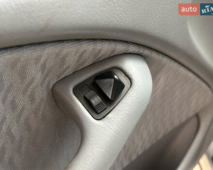 Серый БМВ 3 Серия, объемом двигателя 2 л и пробегом 278 тыс. км за 4000 $, фото 12 на Automoto.ua