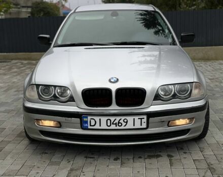 Серый БМВ 3 Серия, объемом двигателя 2 л и пробегом 300 тыс. км за 3300 $, фото 1 на Automoto.ua