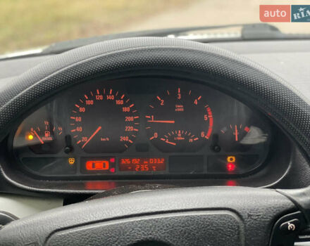 Сірий БМВ 3 Серія, об'ємом двигуна 1.95 л та пробігом 360 тис. км за 3444 $, фото 12 на Automoto.ua