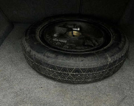 Серый БМВ 3 Серия, объемом двигателя 1.9 л и пробегом 287 тыс. км за 3900 $, фото 8 на Automoto.ua