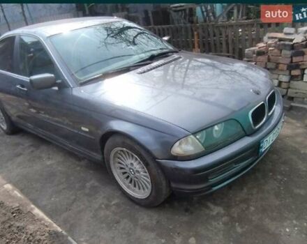 Серый БМВ 3 Серия, объемом двигателя 2 л и пробегом 400 тыс. км за 5550 $, фото 3 на Automoto.ua