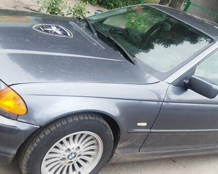 Серый БМВ 3 Серия, объемом двигателя 2 л и пробегом 400 тыс. км за 5550 $, фото 6 на Automoto.ua