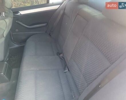 Серый БМВ 3 Серия, объемом двигателя 2.2 л и пробегом 300 тыс. км за 2826 $, фото 4 на Automoto.ua