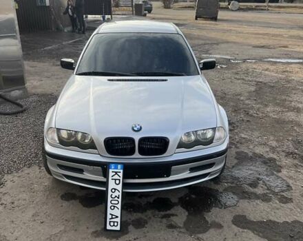 Серый БМВ 3 Серия, объемом двигателя 2 л и пробегом 317 тыс. км за 5000 $, фото 1 на Automoto.ua