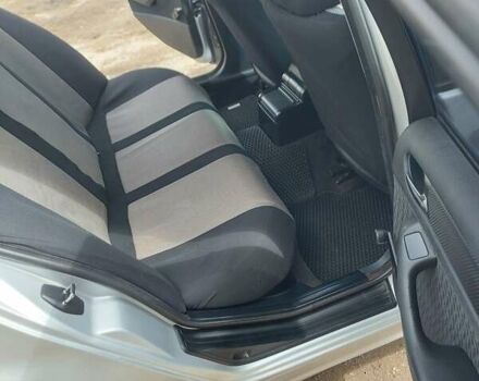 Серый БМВ 3 Серия, объемом двигателя 2 л и пробегом 386 тыс. км за 4999 $, фото 27 на Automoto.ua