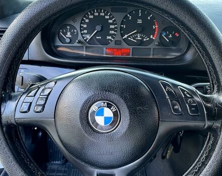 Серый БМВ 3 Серия, объемом двигателя 2 л и пробегом 300 тыс. км за 3500 $, фото 3 на Automoto.ua