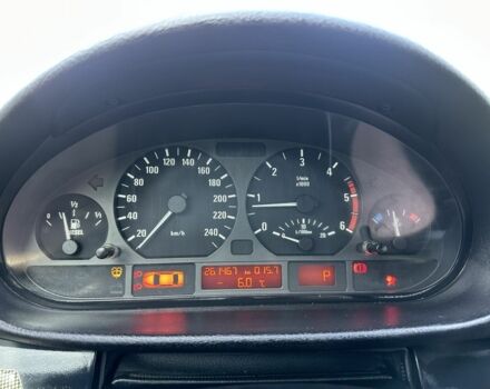 Серый БМВ 3 Серия, объемом двигателя 2 л и пробегом 260 тыс. км за 1800 $, фото 6 на Automoto.ua