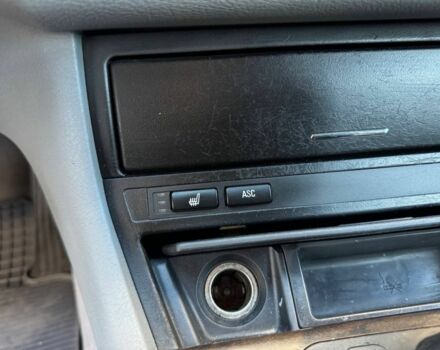 Серый БМВ 3 Серия, объемом двигателя 2 л и пробегом 144 тыс. км за 5800 $, фото 17 на Automoto.ua