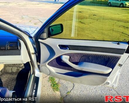 Серый БМВ 3 Серия, объемом двигателя 1.9 л и пробегом 200 тыс. км за 2800 $, фото 6 на Automoto.ua