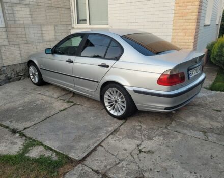 Серый БМВ 3 Серия, объемом двигателя 2 л и пробегом 300 тыс. км за 3700 $, фото 1 на Automoto.ua