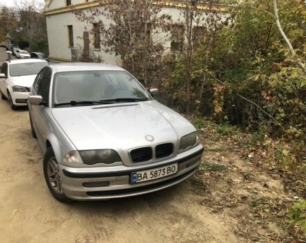 Серый БМВ 3 Серия, объемом двигателя 2 л и пробегом 30 тыс. км за 3500 $, фото 4 на Automoto.ua