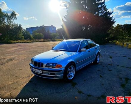 Серый БМВ 3 Серия, объемом двигателя 1.9 л и пробегом 200 тыс. км за 2800 $, фото 1 на Automoto.ua