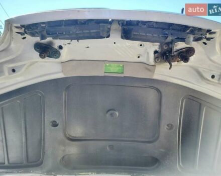 Серый БМВ 3 Серия, объемом двигателя 2 л и пробегом 220 тыс. км за 6500 $, фото 12 на Automoto.ua