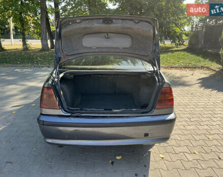 Серый БМВ 3 Серия, объемом двигателя 2 л и пробегом 267 тыс. км за 4000 $, фото 17 на Automoto.ua