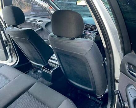 Серый БМВ 3 Серия, объемом двигателя 2 л и пробегом 350 тыс. км за 4999 $, фото 16 на Automoto.ua