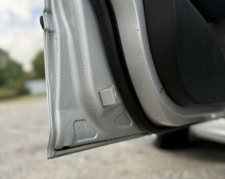 Серый БМВ 3 Серия, объемом двигателя 2 л и пробегом 398 тыс. км за 6599 $, фото 13 на Automoto.ua