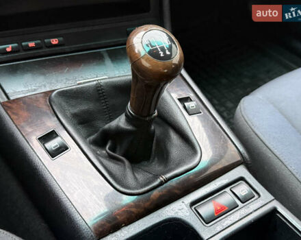 Сірий БМВ 3 Серія, об'ємом двигуна 1.8 л та пробігом 294 тис. км за 4500 $, фото 36 на Automoto.ua