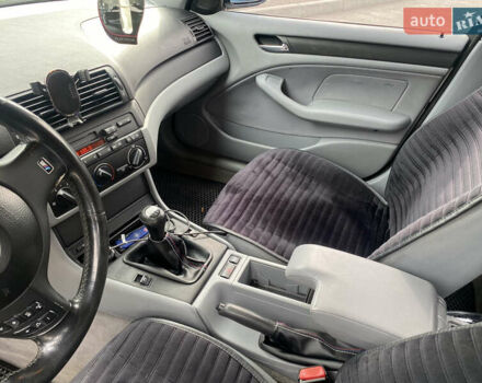 Серый БМВ 3 Серия, объемом двигателя 2 л и пробегом 212 тыс. км за 5300 $, фото 9 на Automoto.ua