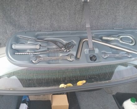 Сірий БМВ 3 Серія, об'ємом двигуна 2 л та пробігом 126 тис. км за 4700 $, фото 7 на Automoto.ua