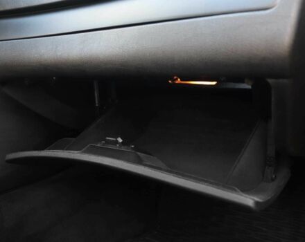 Серый БМВ 3 Серия, объемом двигателя 2 л и пробегом 210 тыс. км за 6400 $, фото 19 на Automoto.ua