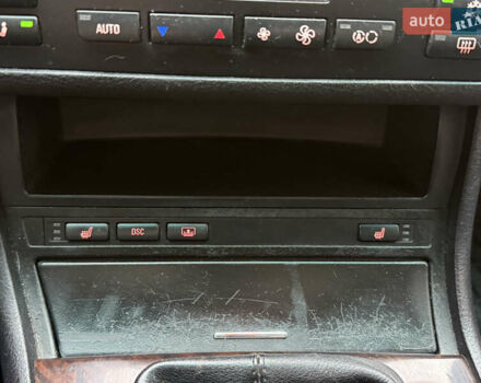 Сірий БМВ 3 Серія, об'ємом двигуна 1.8 л та пробігом 294 тис. км за 4500 $, фото 35 на Automoto.ua