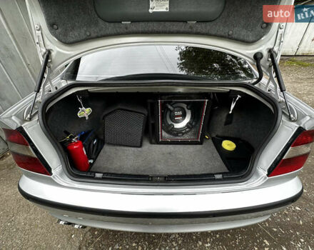 Серый БМВ 3 Серия, объемом двигателя 3 л и пробегом 367 тыс. км за 9500 $, фото 39 на Automoto.ua