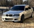 Серый БМВ 3 Серия, объемом двигателя 2 л и пробегом 300 тыс. км за 3600 $, фото 1 на Automoto.ua
