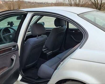 Серый БМВ 3 Серия, объемом двигателя 2 л и пробегом 330 тыс. км за 6000 $, фото 11 на Automoto.ua