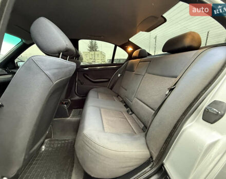 Сірий БМВ 3 Серія, об'ємом двигуна 1.8 л та пробігом 294 тис. км за 4500 $, фото 28 на Automoto.ua