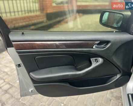 Серый БМВ 3 Серия, объемом двигателя 2.93 л и пробегом 350 тыс. км за 7300 $, фото 12 на Automoto.ua