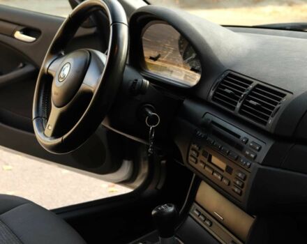 Серый БМВ 3 Серия, объемом двигателя 2 л и пробегом 210 тыс. км за 6400 $, фото 17 на Automoto.ua