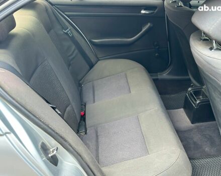 Сірий БМВ 3 Серія, об'ємом двигуна 2 л та пробігом 300 тис. км за 5990 $, фото 12 на Automoto.ua