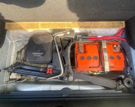 Серый БМВ 3 Серия, объемом двигателя 2 л и пробегом 340 тыс. км за 4300 $, фото 9 на Automoto.ua