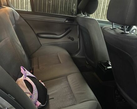 Серый БМВ 3 Серия, объемом двигателя 2 л и пробегом 360 тыс. км за 5000 $, фото 4 на Automoto.ua