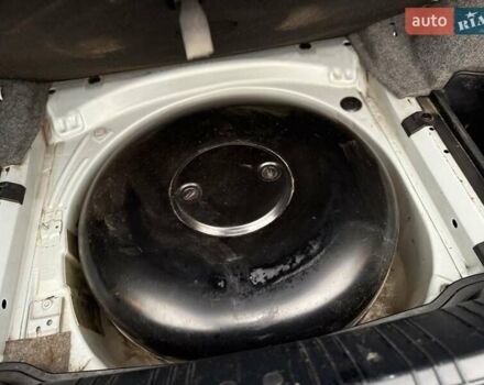 Сірий БМВ 3 Серія, об'ємом двигуна 2 л та пробігом 431 тис. км за 4999 $, фото 29 на Automoto.ua