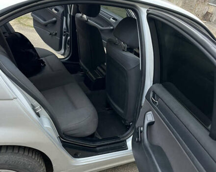 Серый БМВ 3 Серия, объемом двигателя 1.8 л и пробегом 240 тыс. км за 3900 $, фото 8 на Automoto.ua